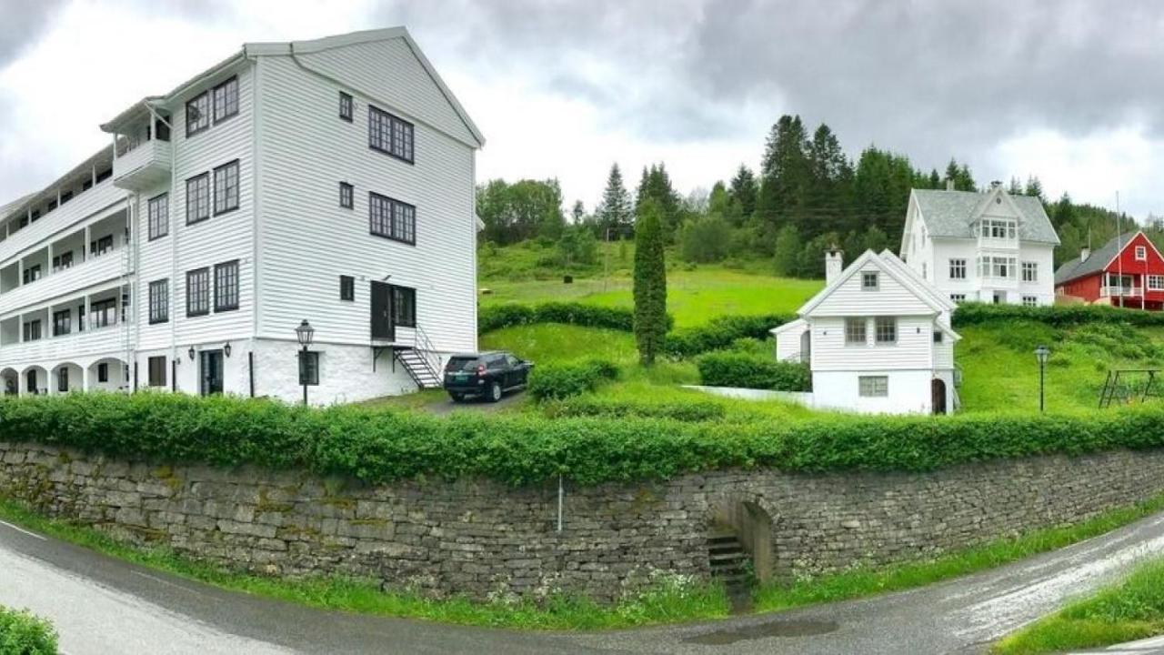 Lilandtunet Gjestgiveri Liland  Exterior photo